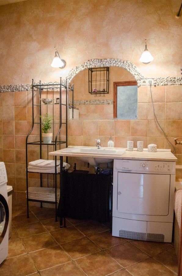 דירות Veszprém Kohaz Apartman מראה חיצוני תמונה