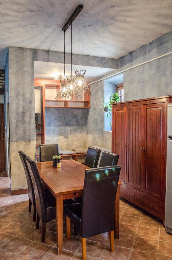דירות Veszprém Kohaz Apartman מראה חיצוני תמונה