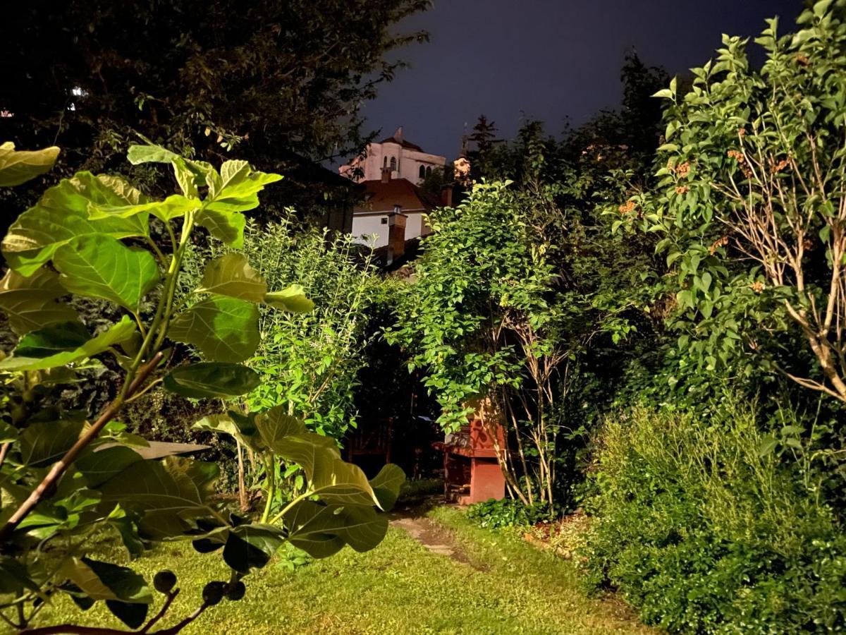 דירות Veszprém Kohaz Apartman מראה חיצוני תמונה