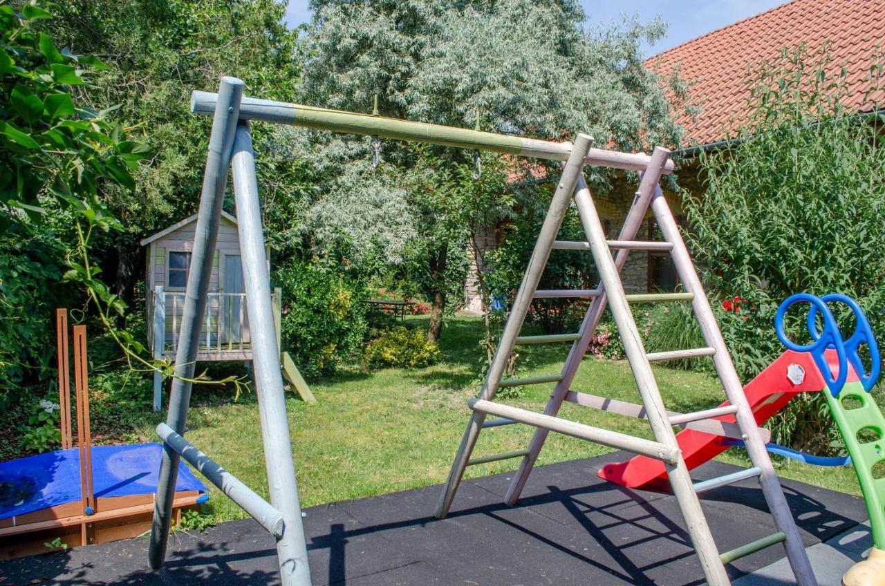 דירות Veszprém Kohaz Apartman מראה חיצוני תמונה